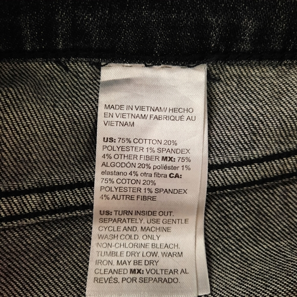 Chico's Gray Acid Wash Boyfriend Ankle Jeans size 6 - Picture 6 of 12